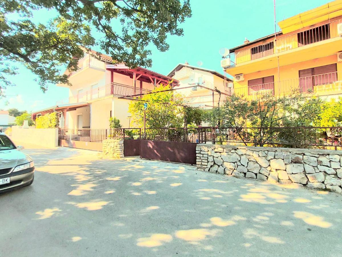 Apartman Arija-Pino Vodice Eksteriør bilde