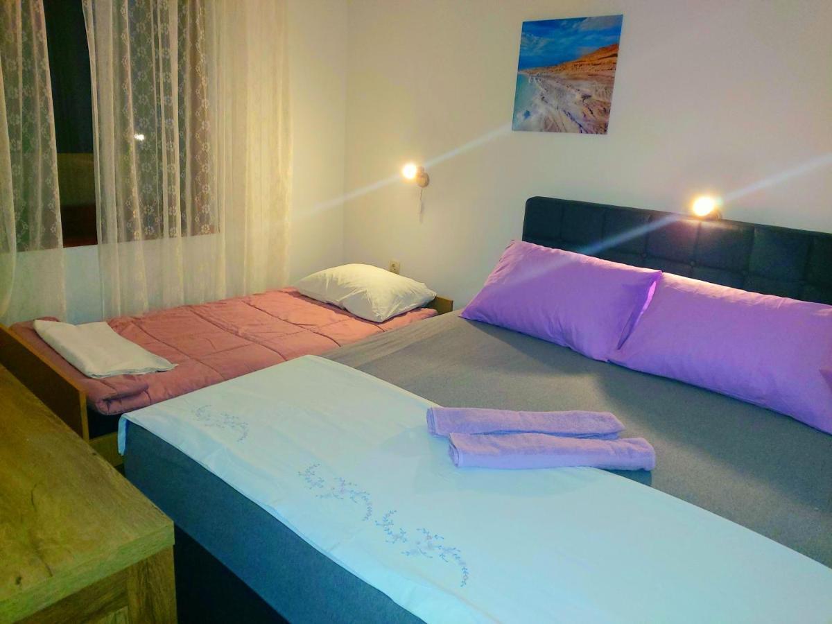 Apartman Arija-Pino Vodice Eksteriør bilde