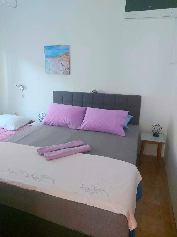 Apartman Arija-Pino Vodice Eksteriør bilde