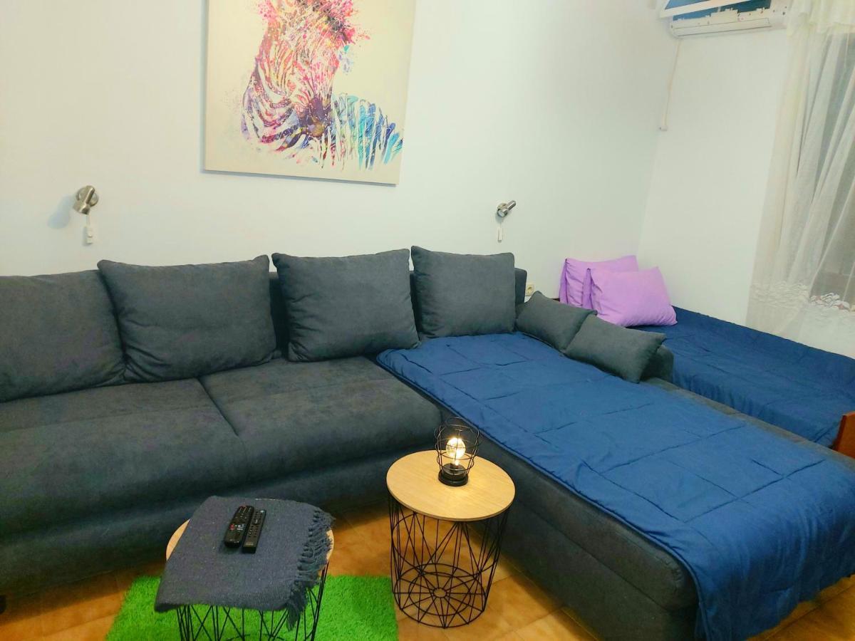 Apartman Arija-Pino Vodice Eksteriør bilde