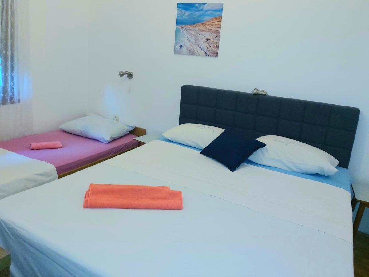 Apartman Arija-Pino Vodice Eksteriør bilde
