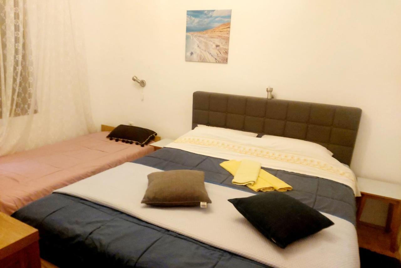 Apartman Arija-Pino Vodice Eksteriør bilde