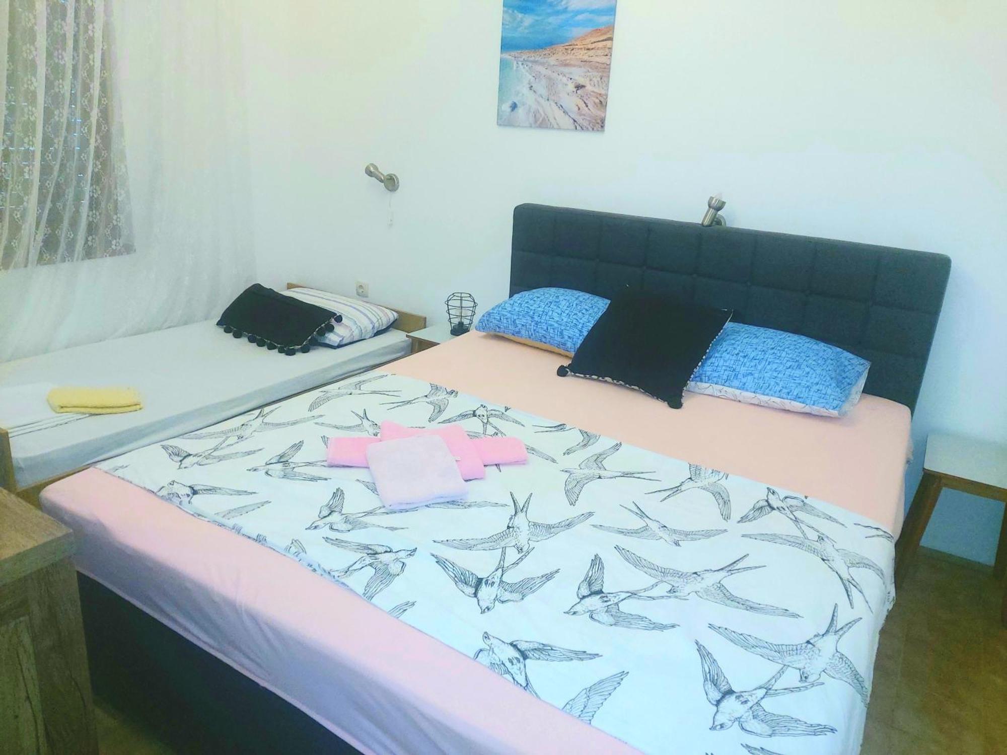 Apartman Arija-Pino Vodice Eksteriør bilde