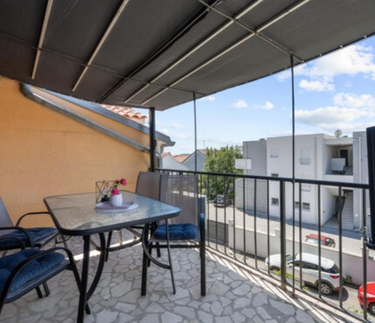Apartman Arija-Pino Vodice Rom bilde